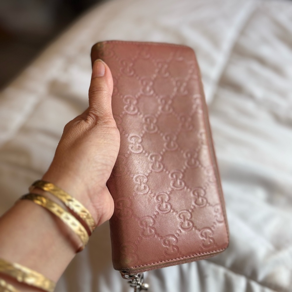 Guccissima Pink Leather Monogram Zip Around Wallet Authentic